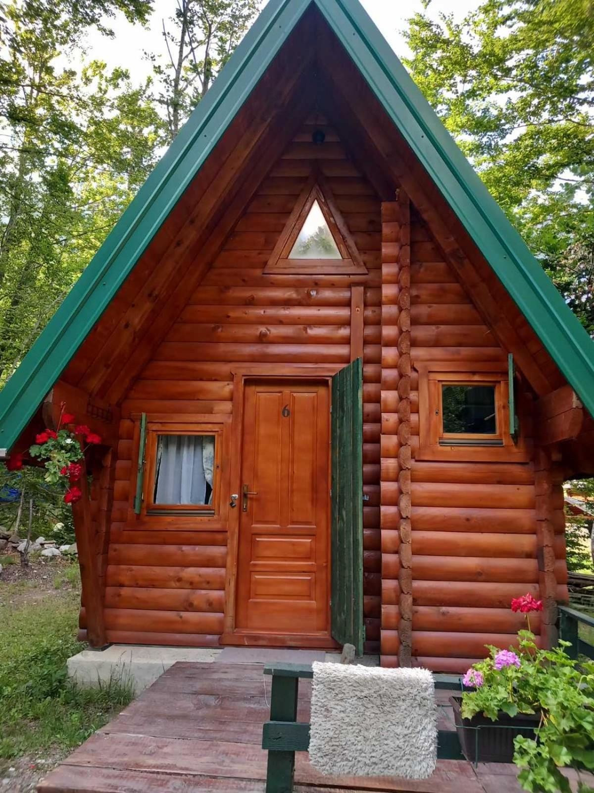 Bungalows Prokletije Gusinje Exterior foto